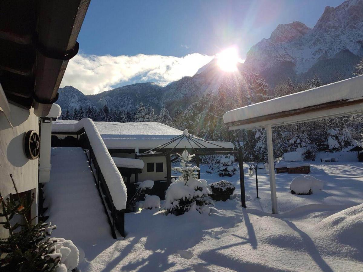 Alpenhof Grainau Hotel Exterior photo